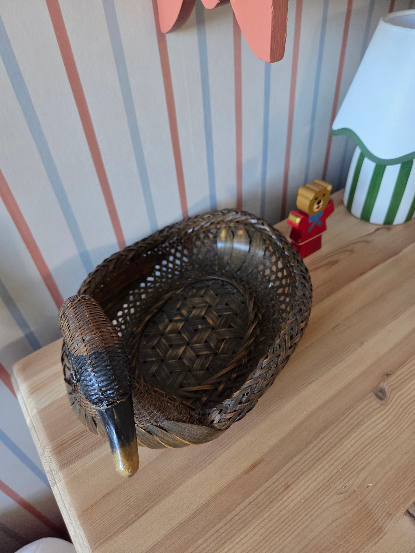 Large Vintage Wicker Duck Basket
