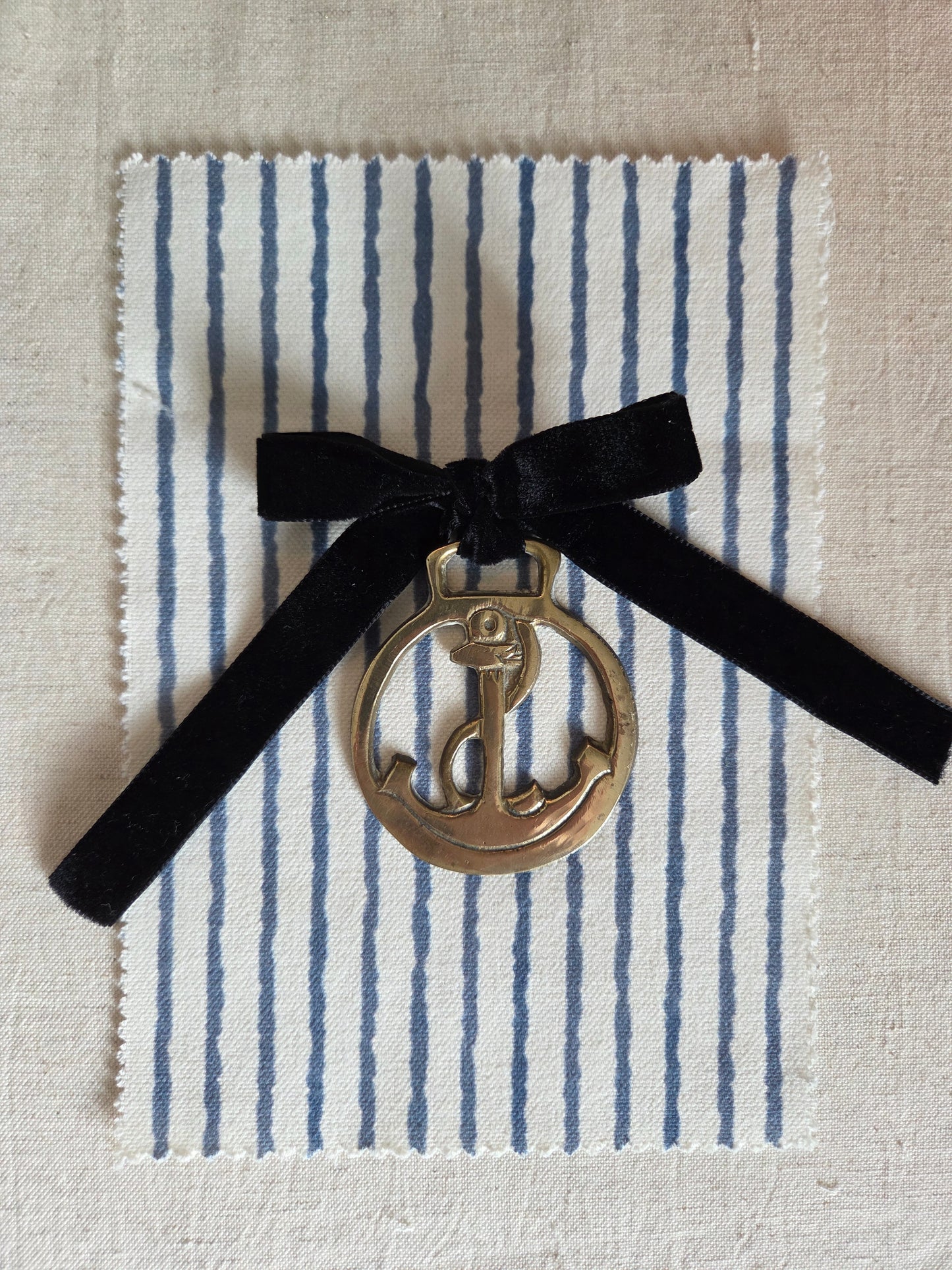 Lucky Anchor Brass Wall Hanging Trinket