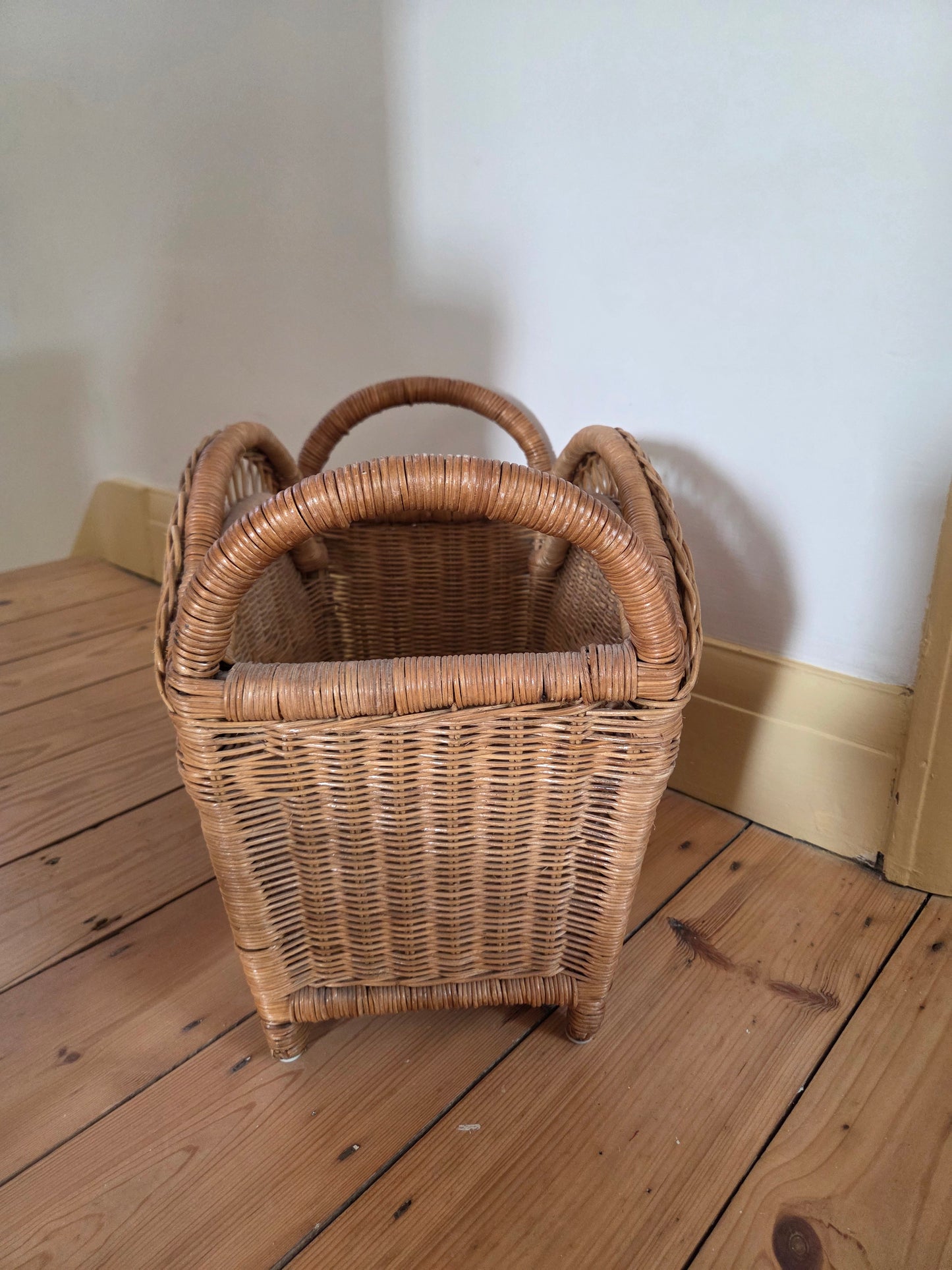 Large Wicker Basket Magazine Holder