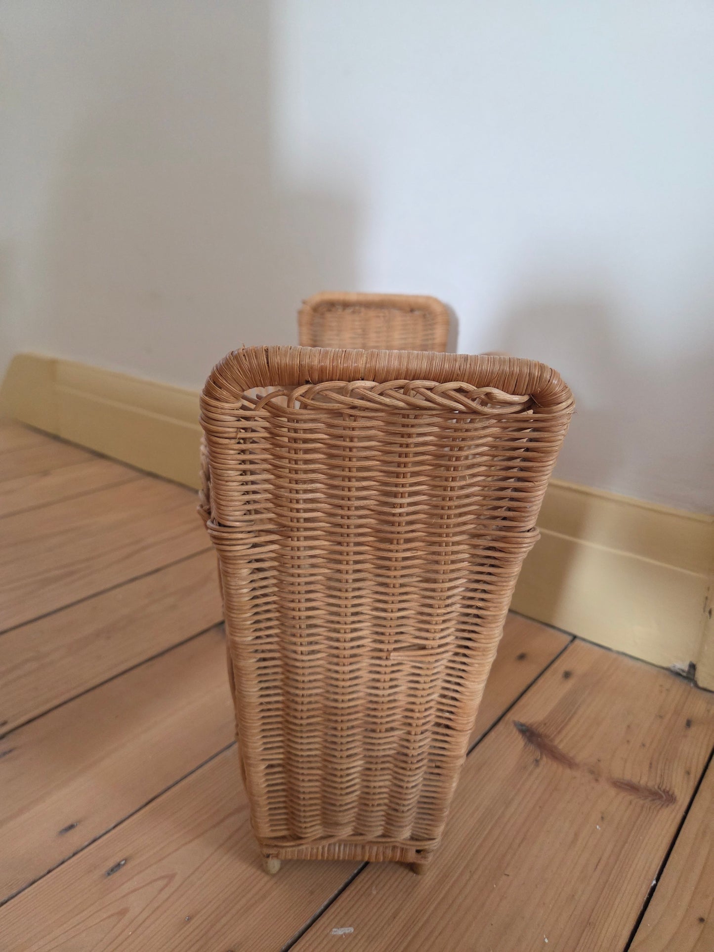 Wicker Magazine Rack