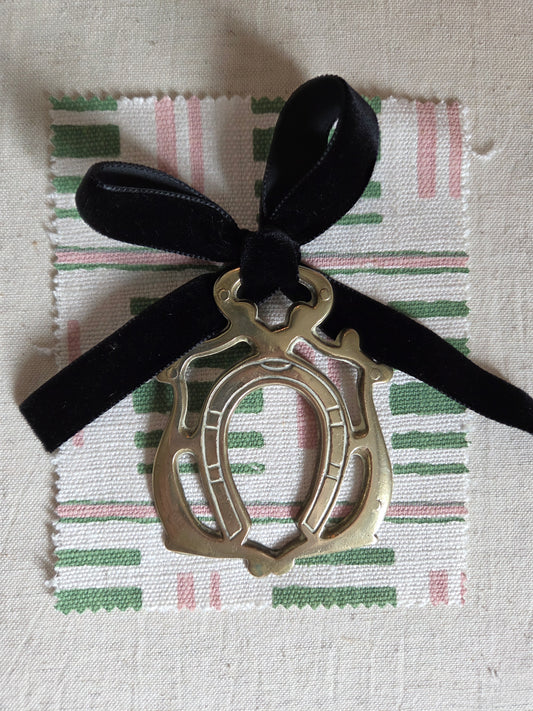Ornate Lucky Horse Shoe Brass Wall Trinket