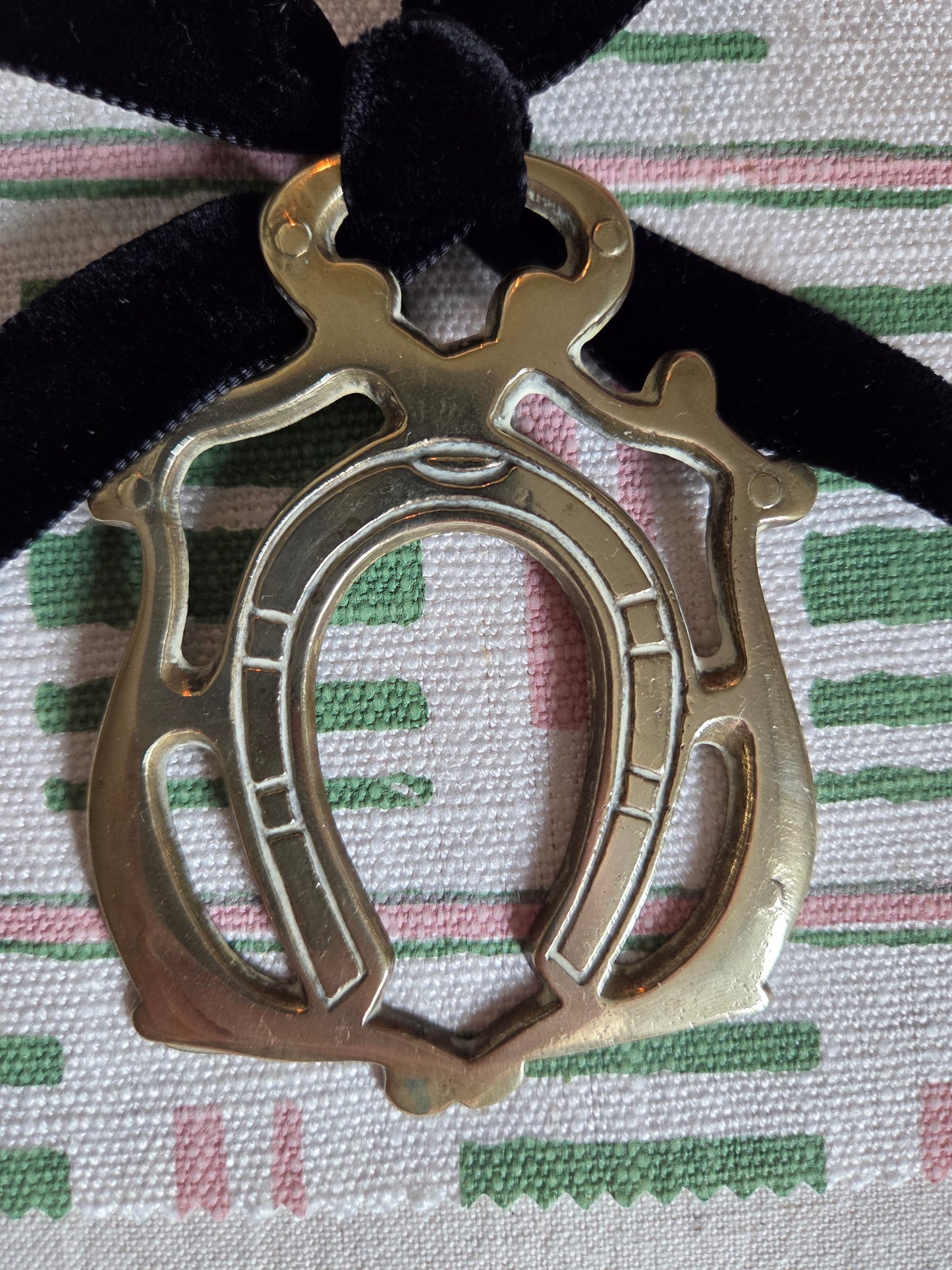 Ornate Lucky Horse Shoe Brass Wall Trinket