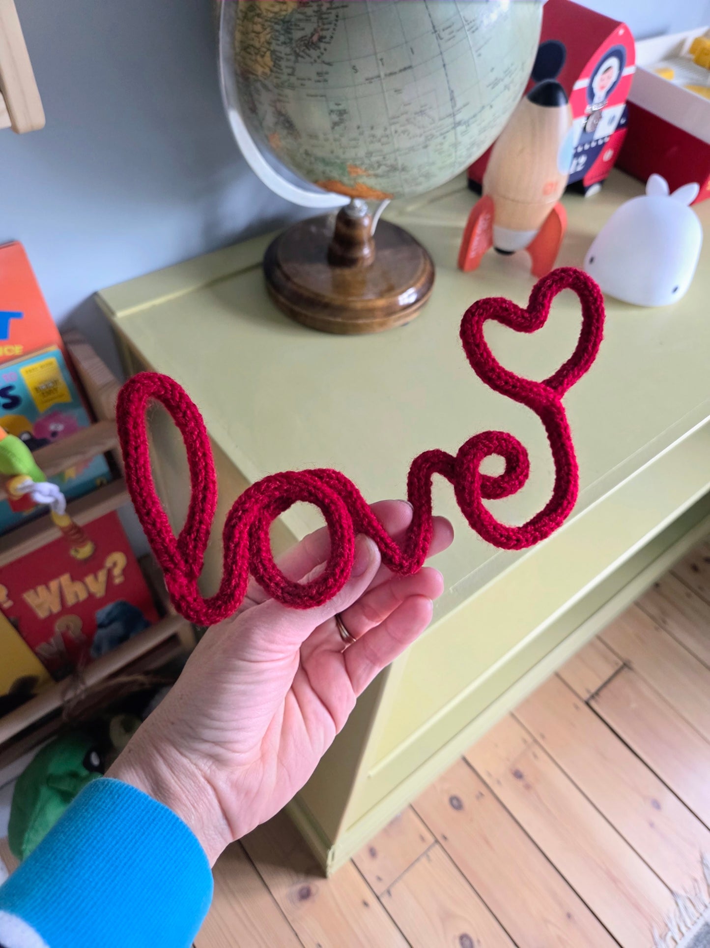 French Knitted Love Sign