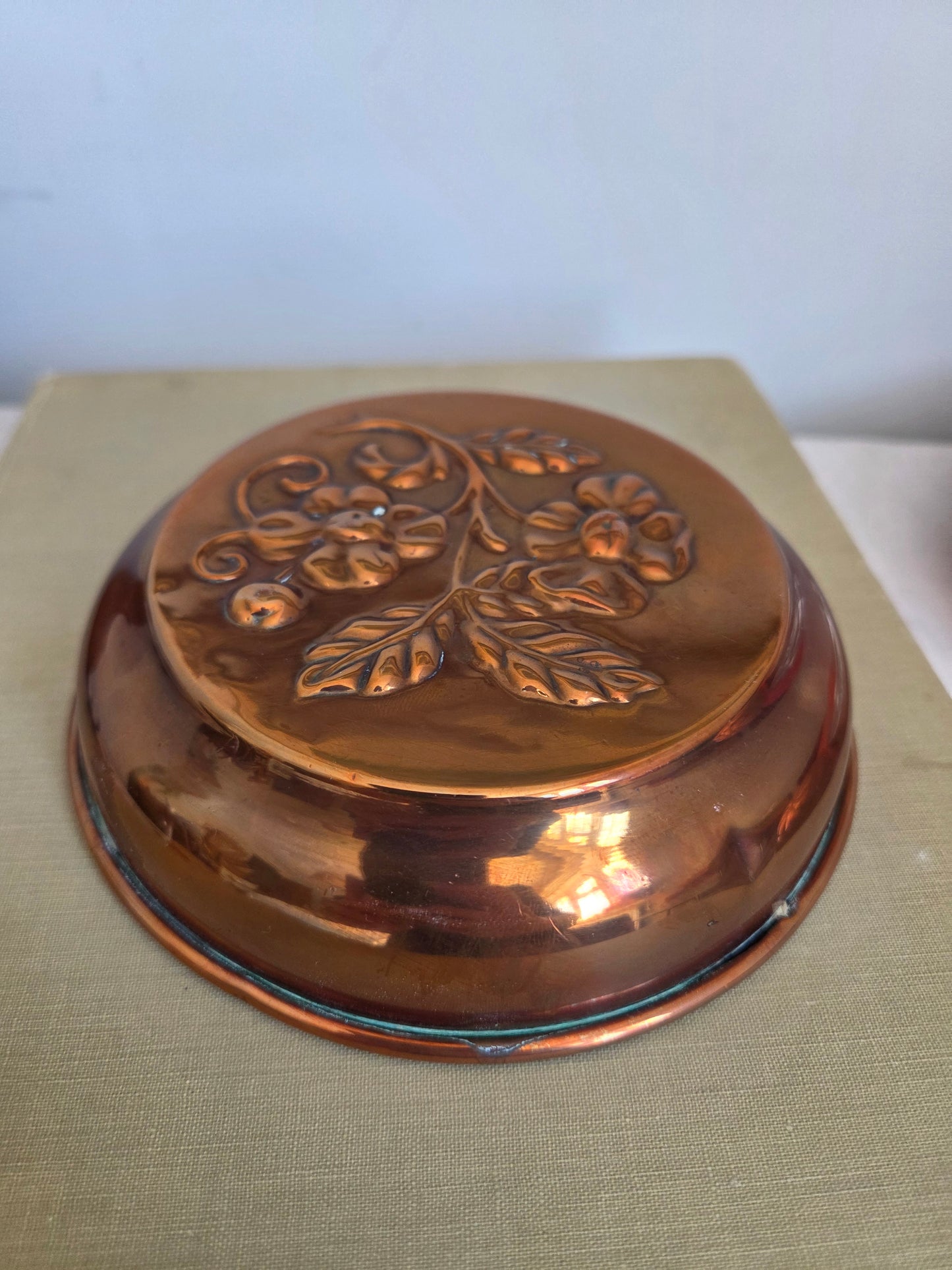 Medium Swedish Copper Mould with Flower Design