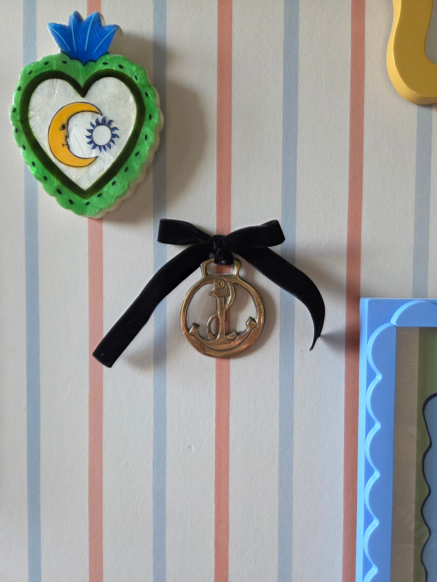 Lucky Anchor Brass Wall Hanging Trinket