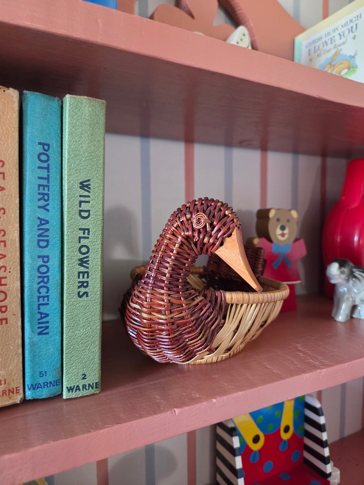 Small Vintage Wicker Duck Basket